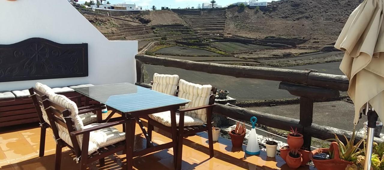Casa Caldera Guiguan Βίλα Tinajo Εξωτερικό φωτογραφία