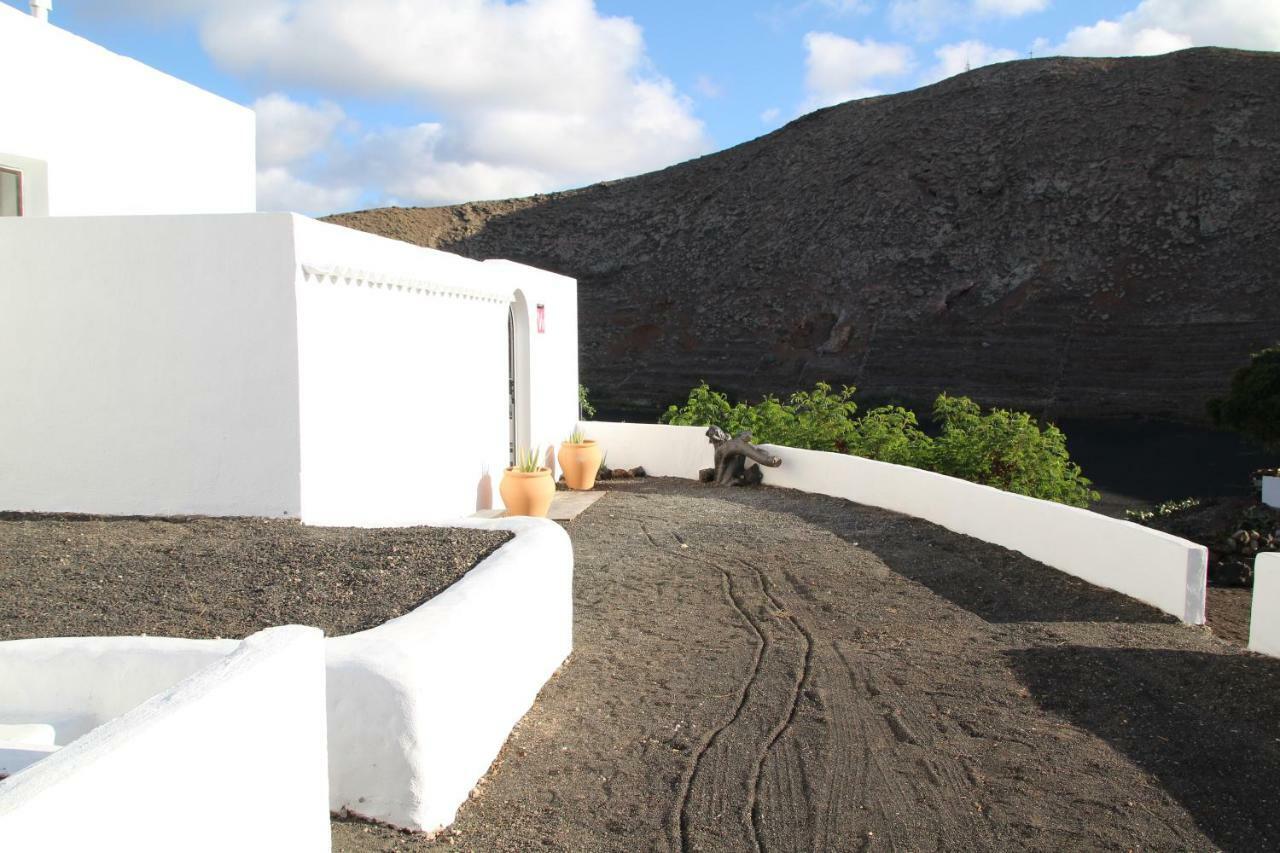 Casa Caldera Guiguan Βίλα Tinajo Εξωτερικό φωτογραφία