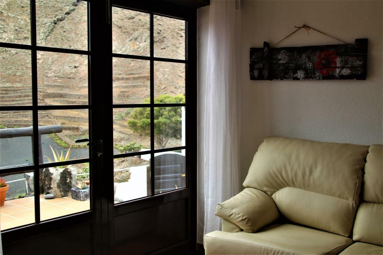 Casa Caldera Guiguan Βίλα Tinajo Εξωτερικό φωτογραφία